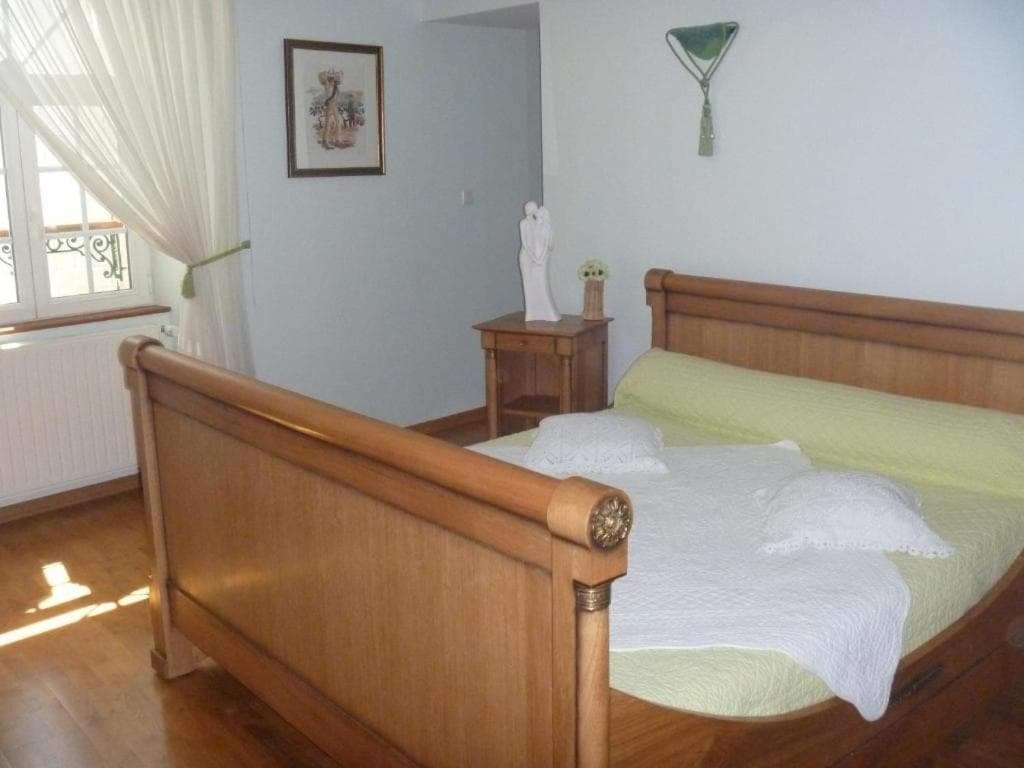 Bed and Breakfast Chambre D'Hotes Le Val Du Chapelain Montigny-la-Resle Exterior foto