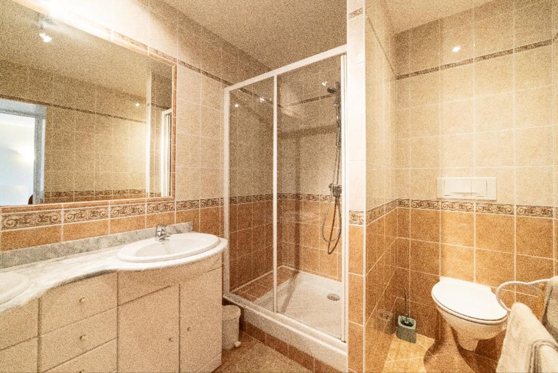 Bed and Breakfast Chambre D'Hotes Le Val Du Chapelain Montigny-la-Resle Exterior foto